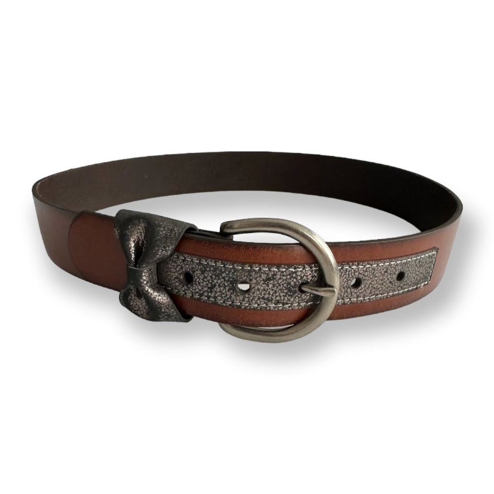 Small Metallic Bow Silver Buckle Brown Leather Belt Country Western Shimmer